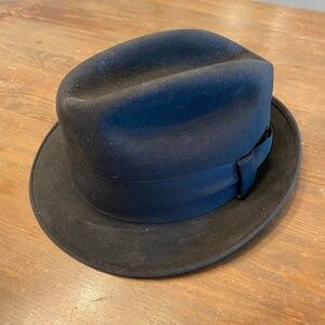 Royal Biltmore hat